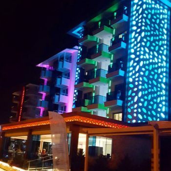 Kleopatra Life Hotel in Alanya bei Nacht | | Ich gebe dir Tipps für geniale Geschenkideen & coole Gadgets zum Verschenken an dich selbst oder an deine Liebsten ;-)